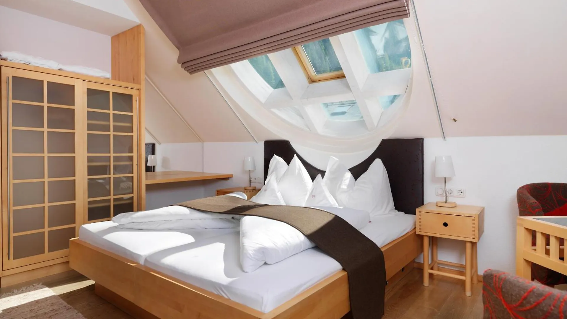 Hotel Goldener Adler - Im Sommer Silvretta Card Premium Inkludiert ايشجل