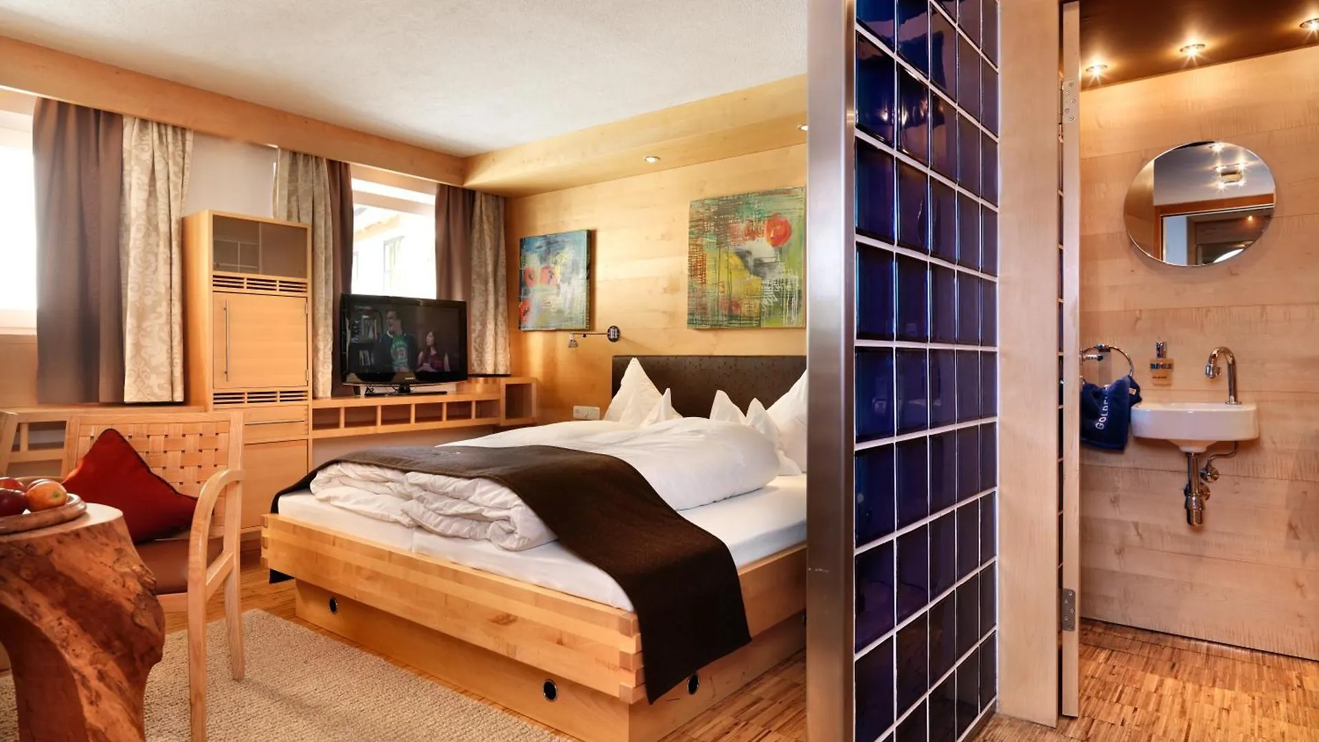 Hotel Goldener Adler - Im Sommer Silvretta Card Premium Inkludiert ايشجل